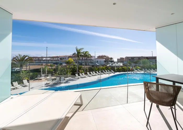 Amarilla Golf Residences מלון סן מיגל דה אבונה