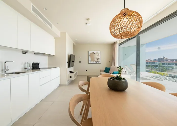 מלון Amarilla Golf Residences סן מיגל דה אבונה