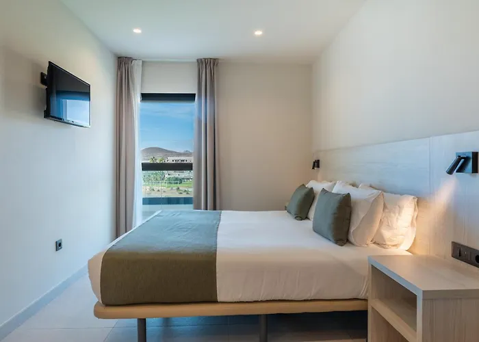 Amarilla Golf Residences סן מיגל דה אבונה