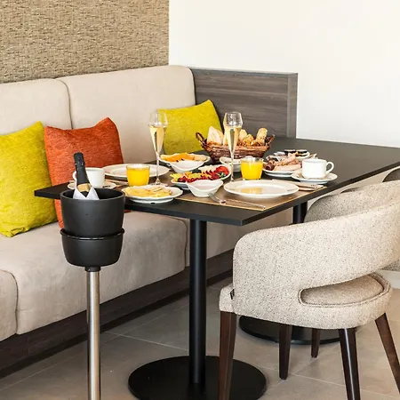 Hotell Amarilla Golf Residences