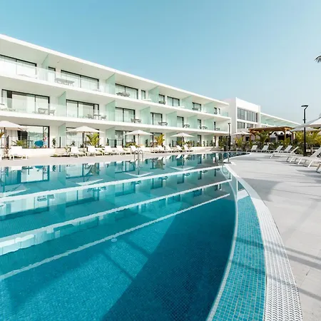 Amarilla Golf Residences